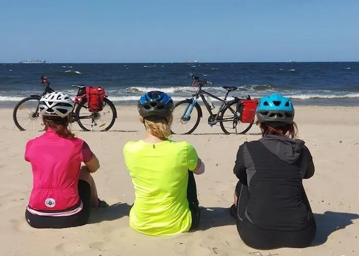 3-room On The Ground Floor, Summer Pool Apartment *